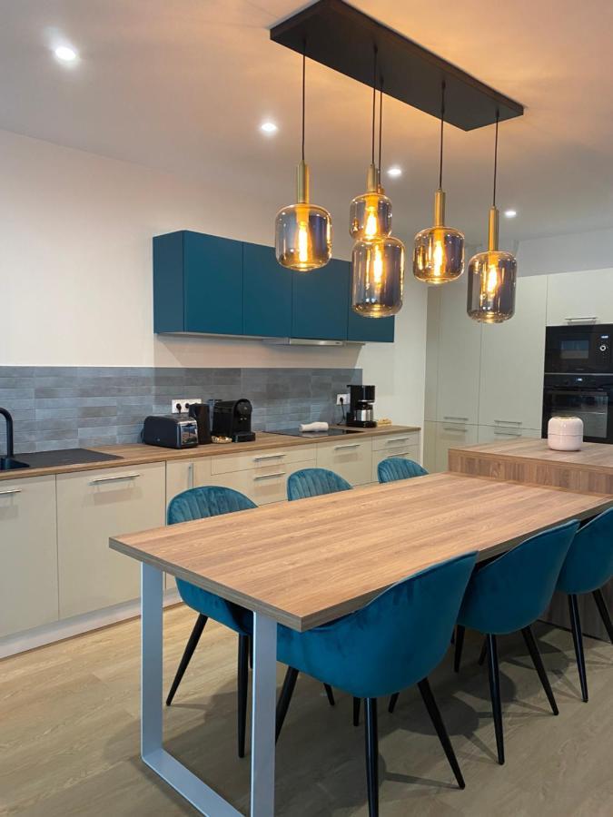 Luxe & Confort, Spacieux, Neuf, Clim Et Central Σετ Εξωτερικό φωτογραφία