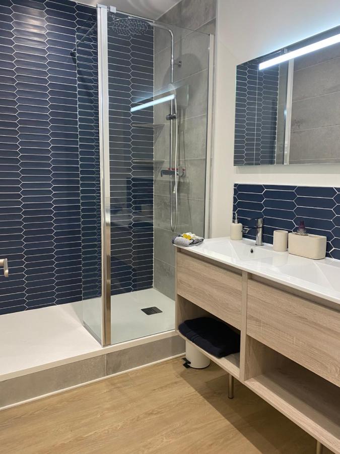 Luxe & Confort, Spacieux, Neuf, Clim Et Central Σετ Εξωτερικό φωτογραφία